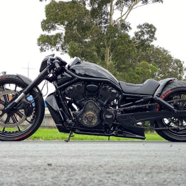 Harley-Davidson-VRod-Big-ass-Brutus-by-DGD-Custom-09 Harley-Davidson-VRod-Big-ass-Brutus-by-DGD-Custom-09