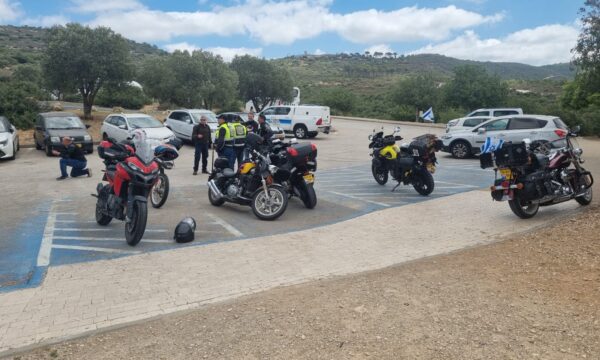 476c01bf-24be-465d-8dad-c8cd8580366b