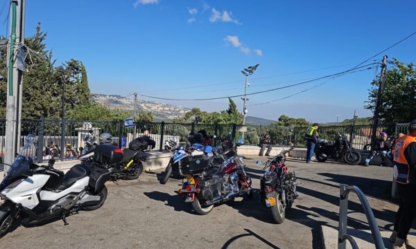 4b759cdd-ffe3-4408-bcc8-35461a2defcf