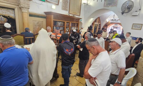 6c7c6514-d3c4-474c-8b88-51d59f40dff9