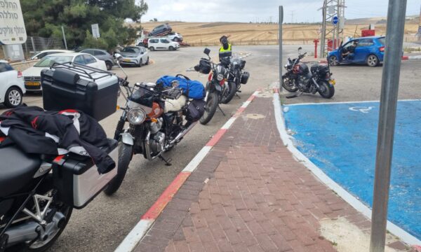 dbcff9a8-d880-4a97-86f7-c77d096c98ff